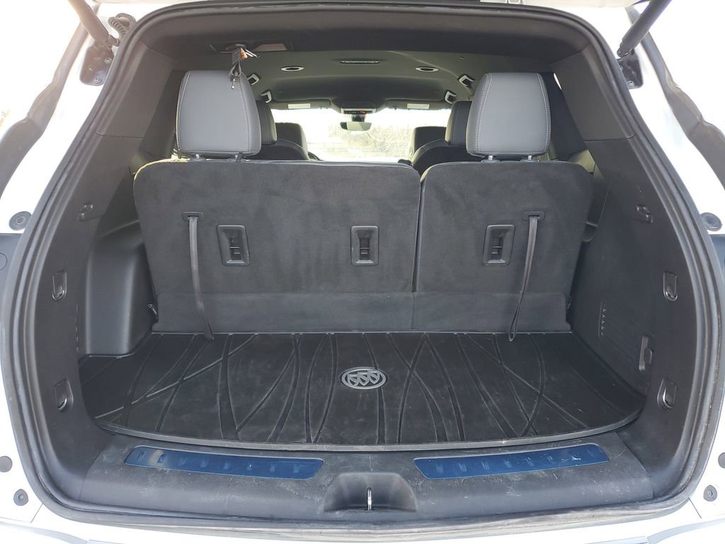 Certified 2023 Buick Enclave Essence image 29