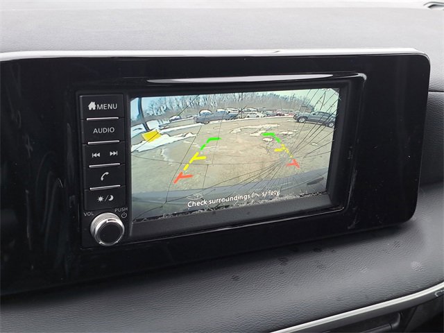 Used 2025 Nissan Kicks S image 14