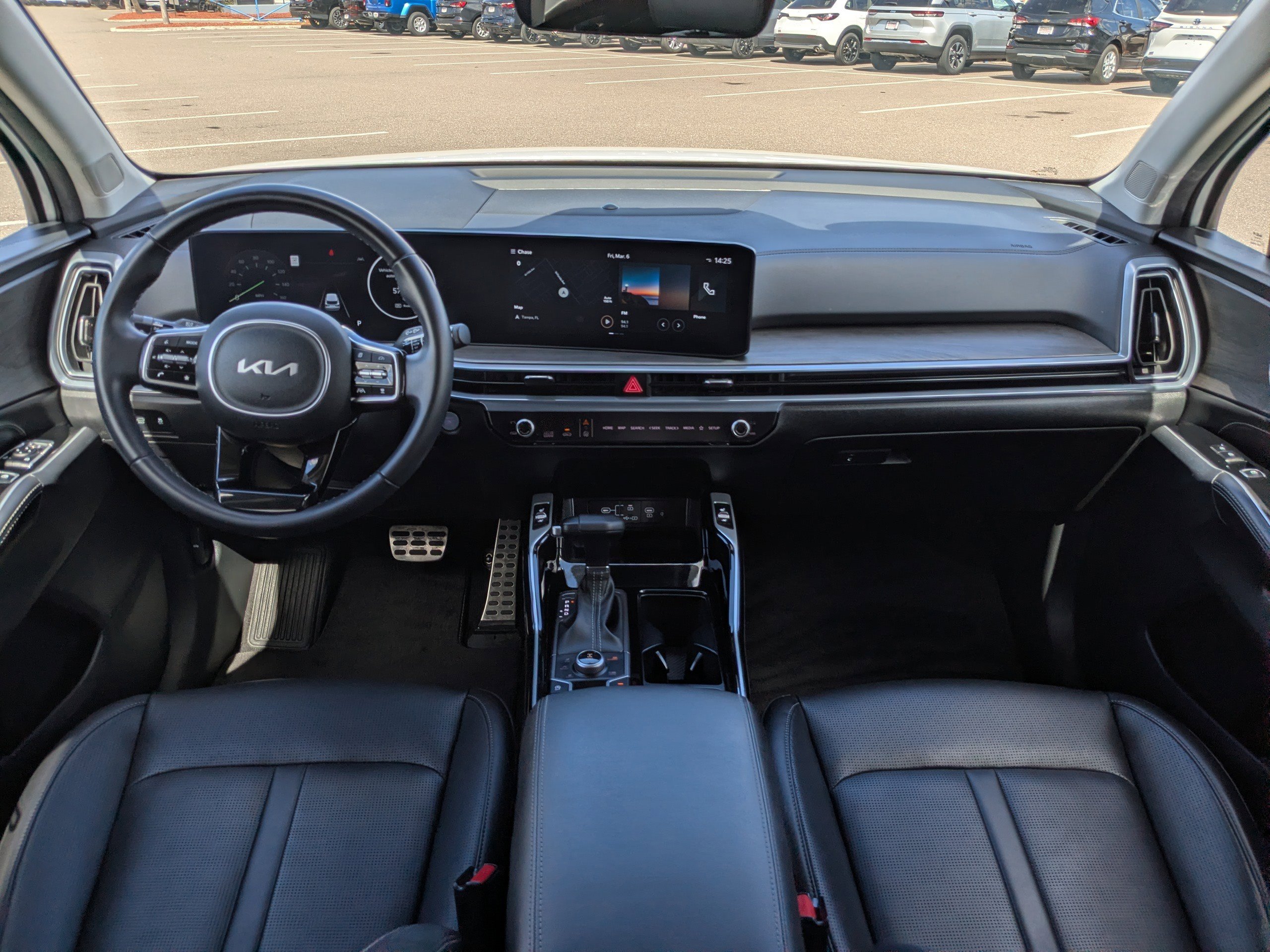 Used 2024 Kia Sorento SX image 15