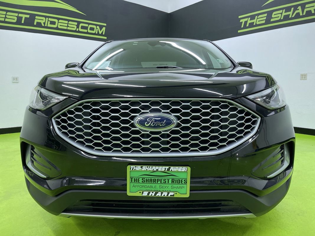 Used 2024 Ford Edge SEL image 3