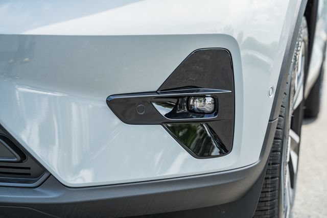 New 2026 Volvo XC40 B5 Plus w/ Climate Package AWD/4WD image 14