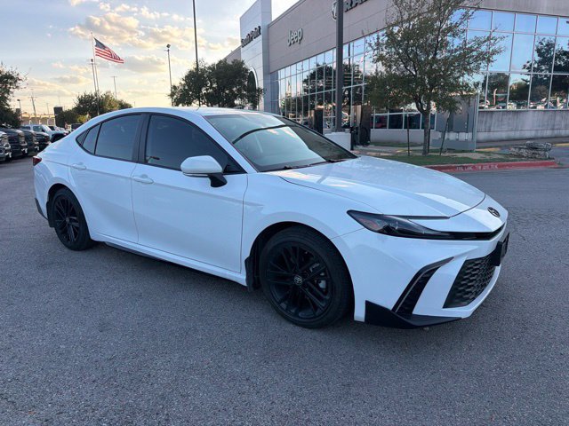 Used 2026 Toyota Camry SE w/ Convenience Package