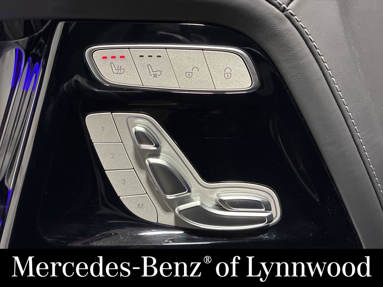 Used 2023 Mercedes-Benz G 550 image 8