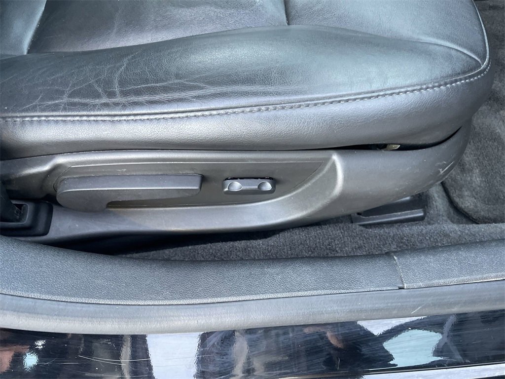 Used 2013 Chevrolet Impala LTZ image 31