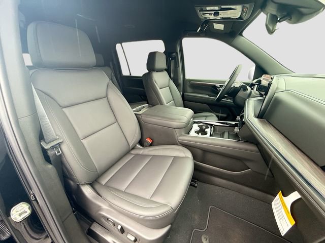 New 2026 Chevrolet Suburban LT image 31