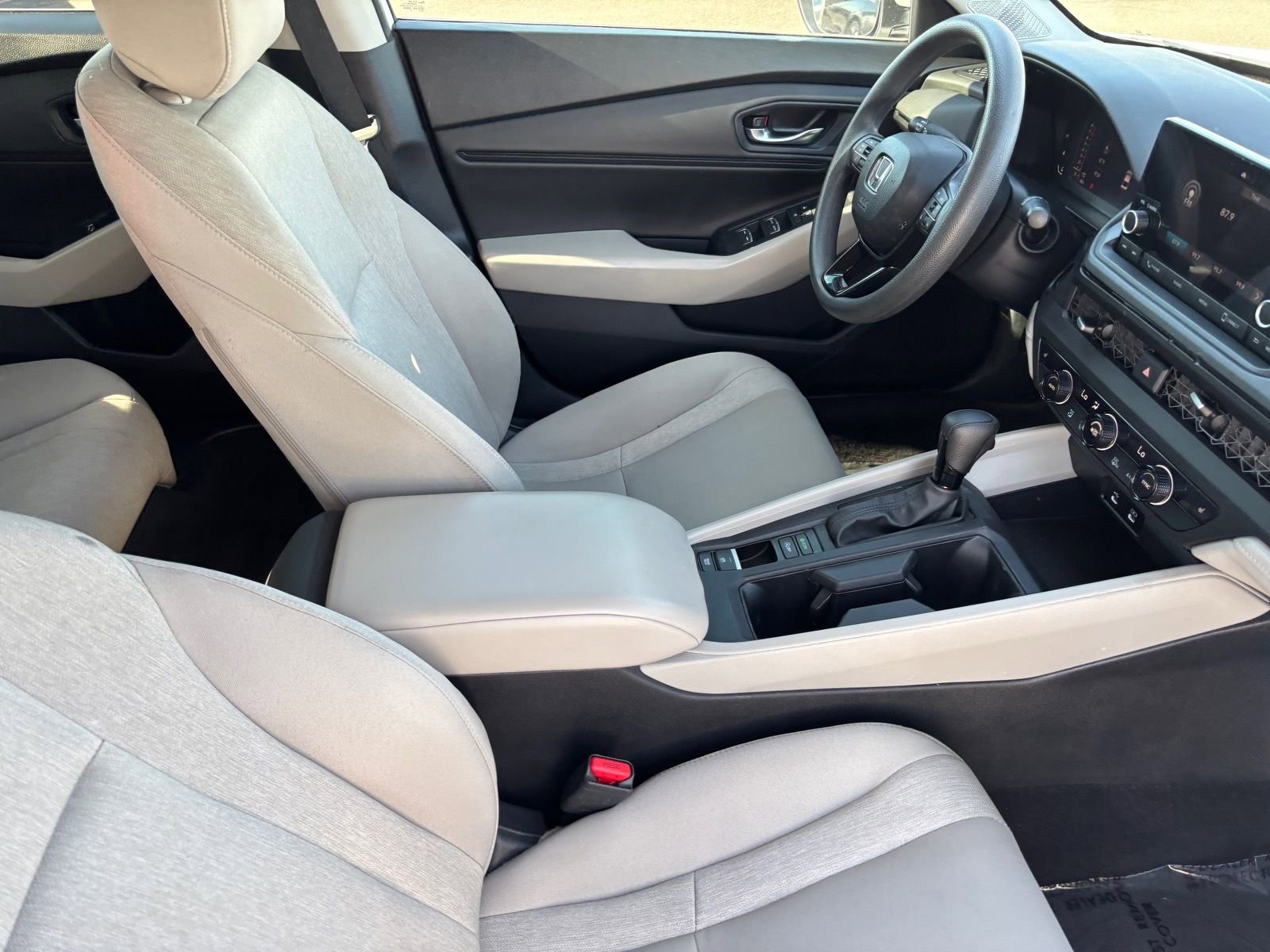 Used 2023 Honda Accord EX image 14