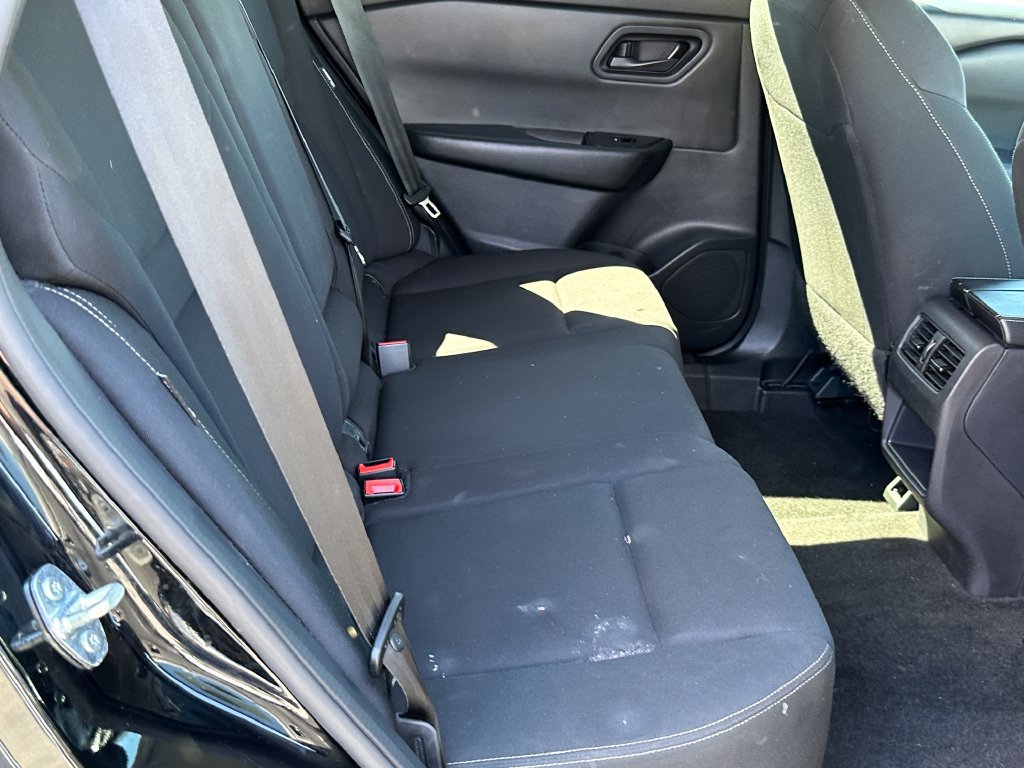 Used 2024 Nissan Rogue S FWD image 16