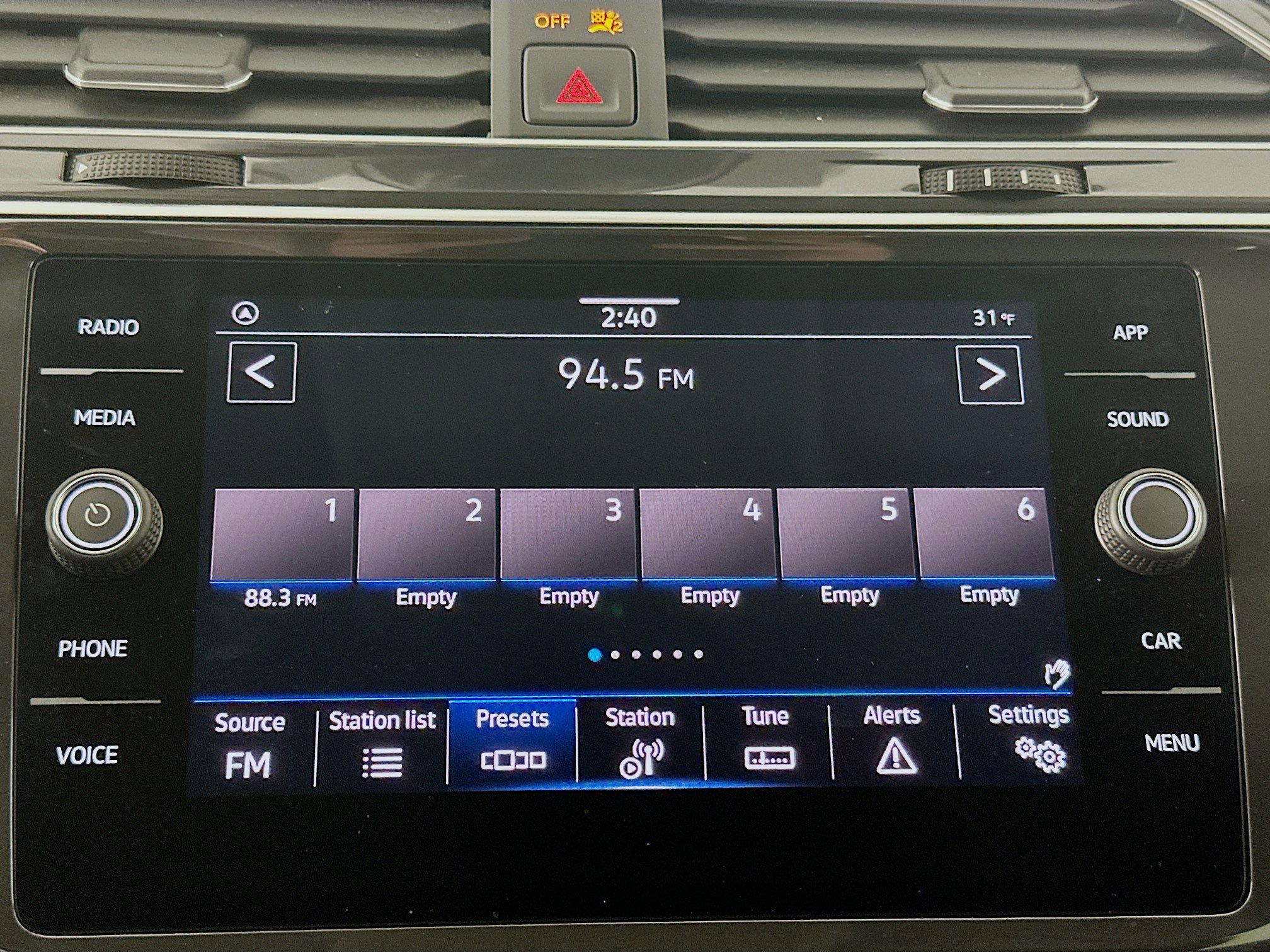 Used 2024 Volkswagen Tiguan S image 19