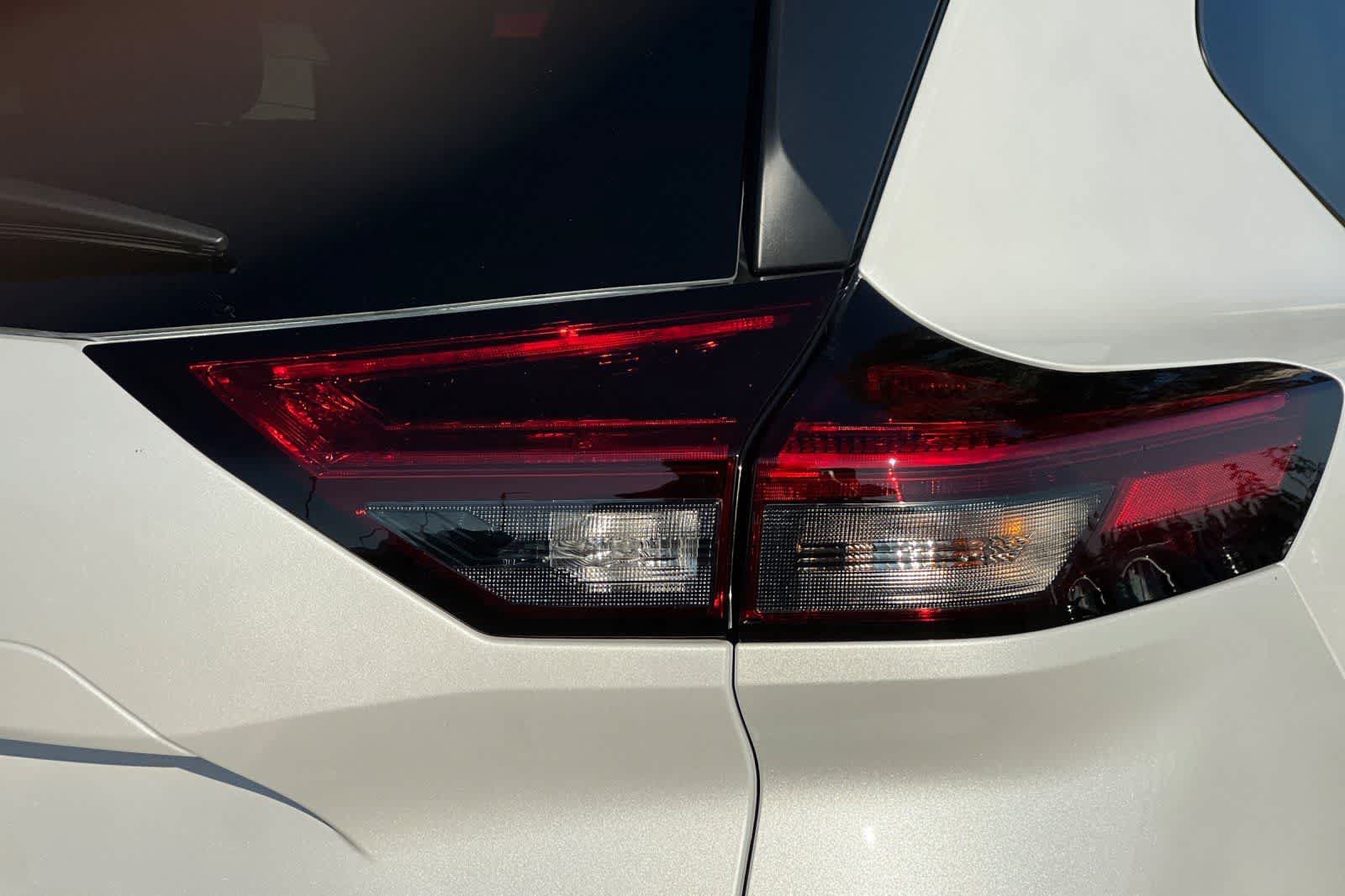 New 2026 Nissan Rogue SV AWD/4WD image 34