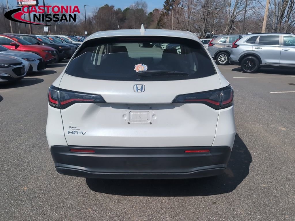 Used 2024 Honda HR-V LX image 7