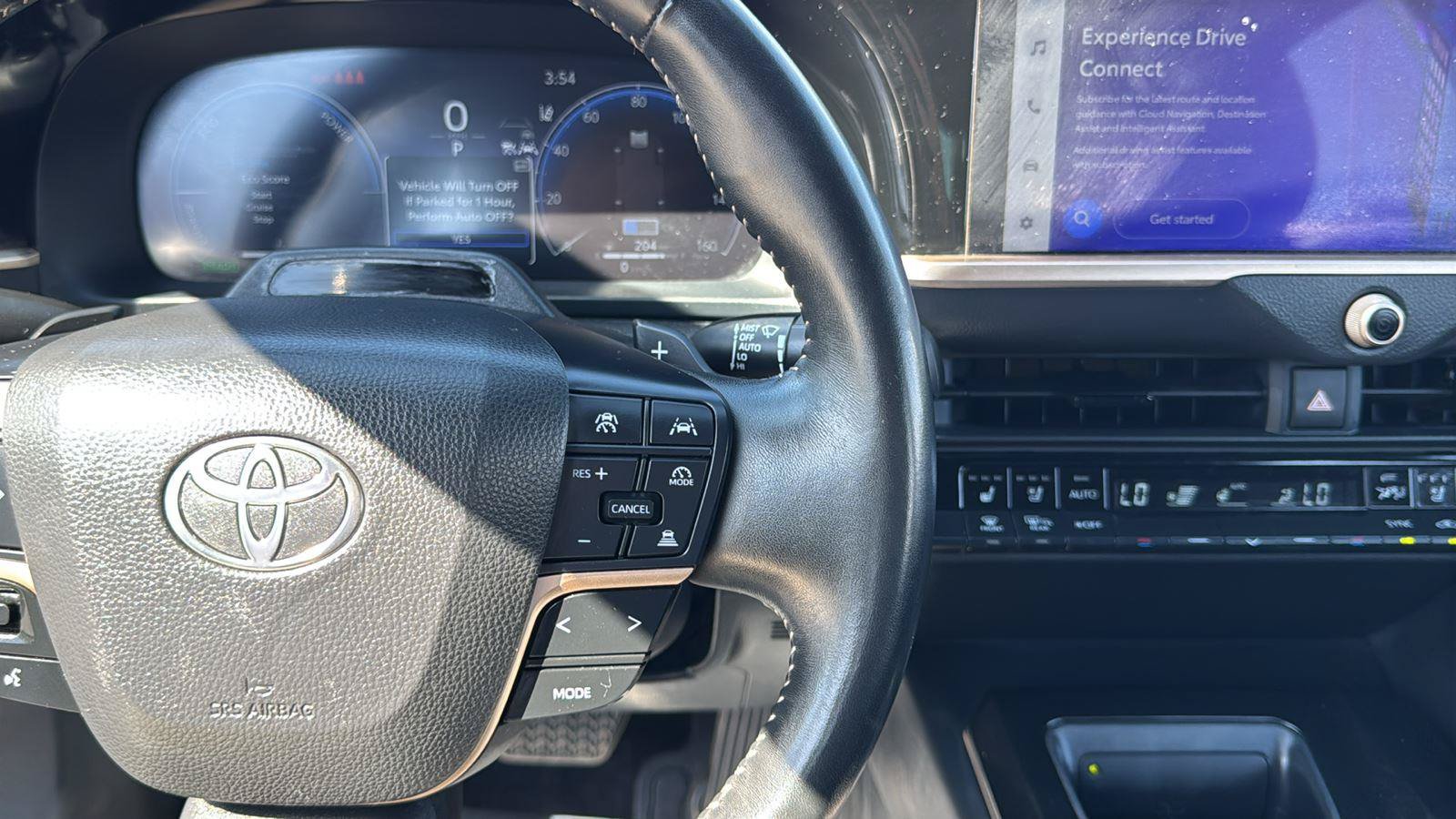 Used 2025 Toyota Crown Platinum AWD/4WD image 18