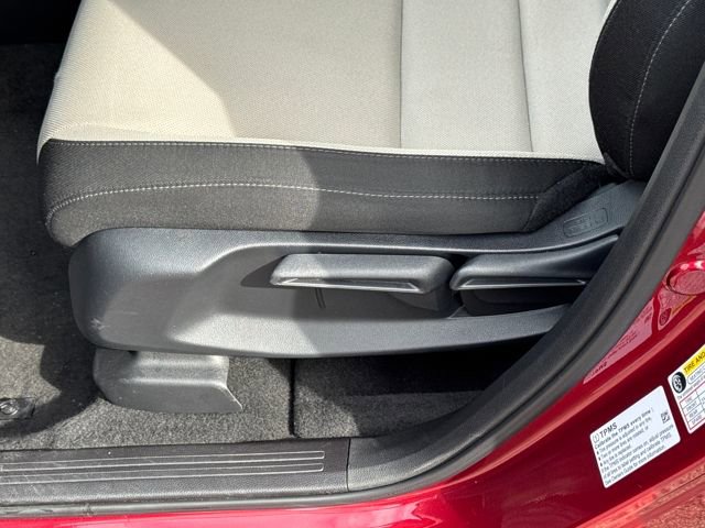 Used 2025 Honda CR-V LX image 4