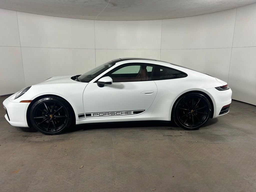 Certified 2020 Porsche 911 Carrera image 2