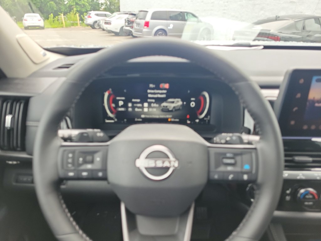 New 2026 Nissan Pathfinder Platinum AWD/4WD image 28