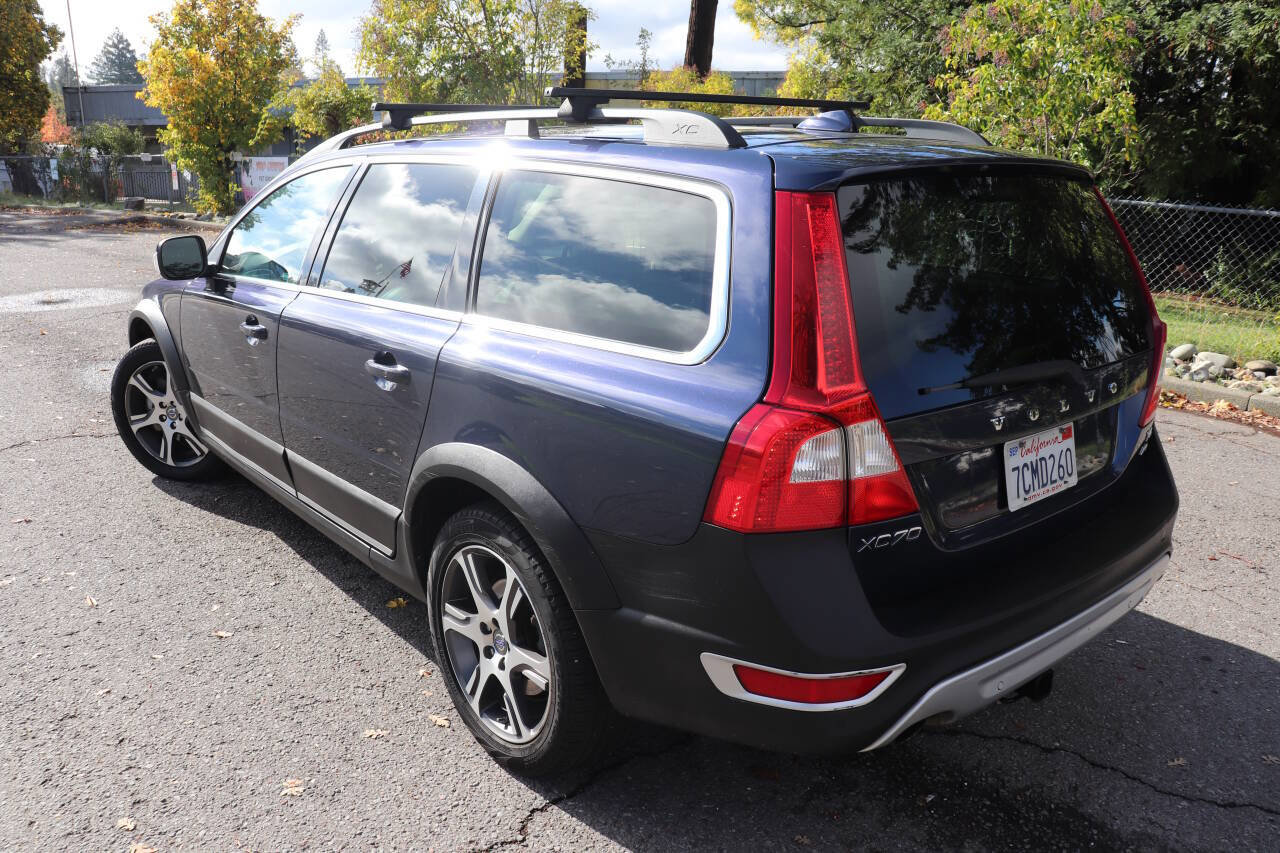 Used 2013 Volvo XC70 T6 image 5