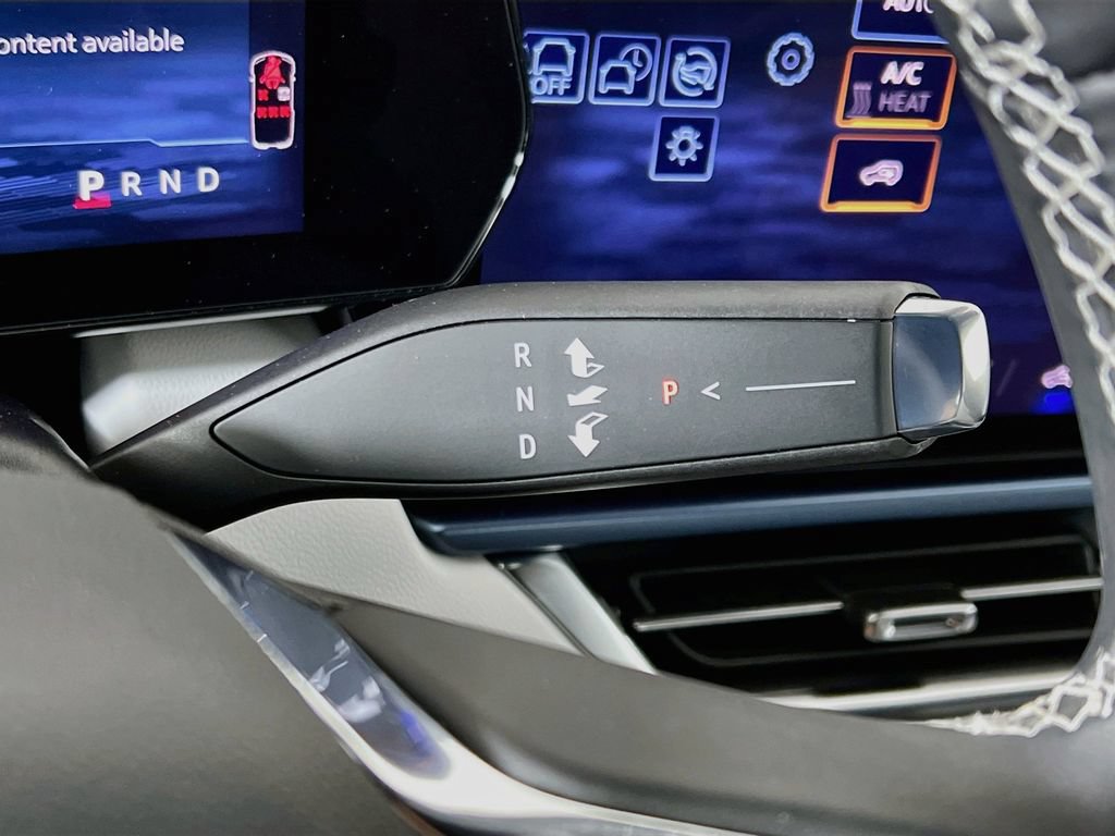 New 2026 Chevrolet Equinox EV LT FWD image 17
