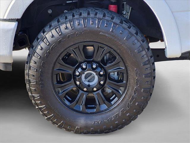 Used 2022 Ford F250 Platinum w/ Tremor Off-Road Package AWD/4WD image 23