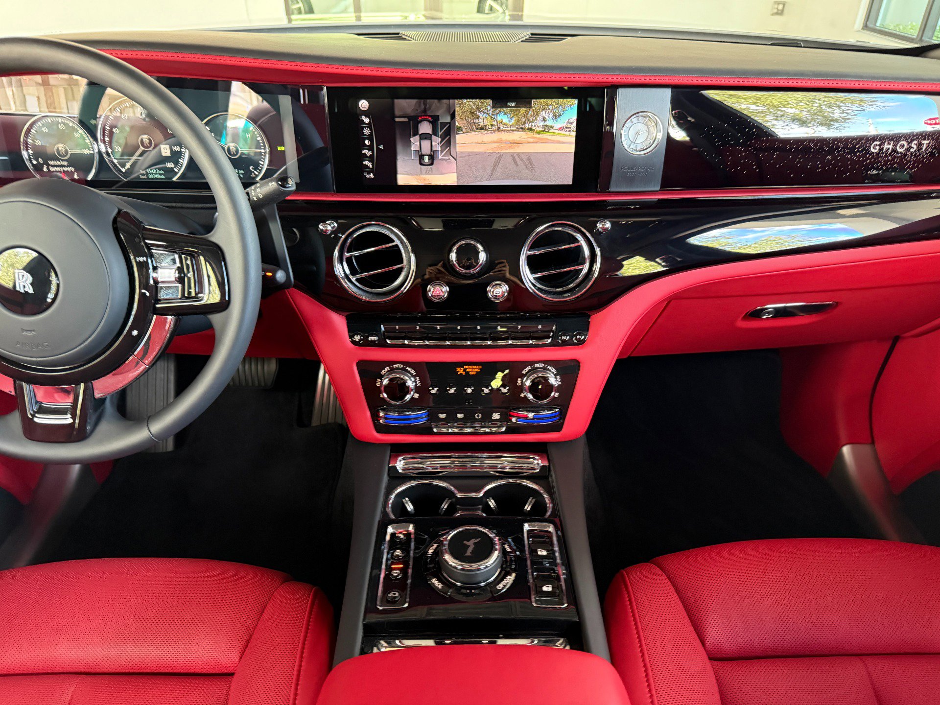 Used 2022 Rolls-Royce Ghost image 44