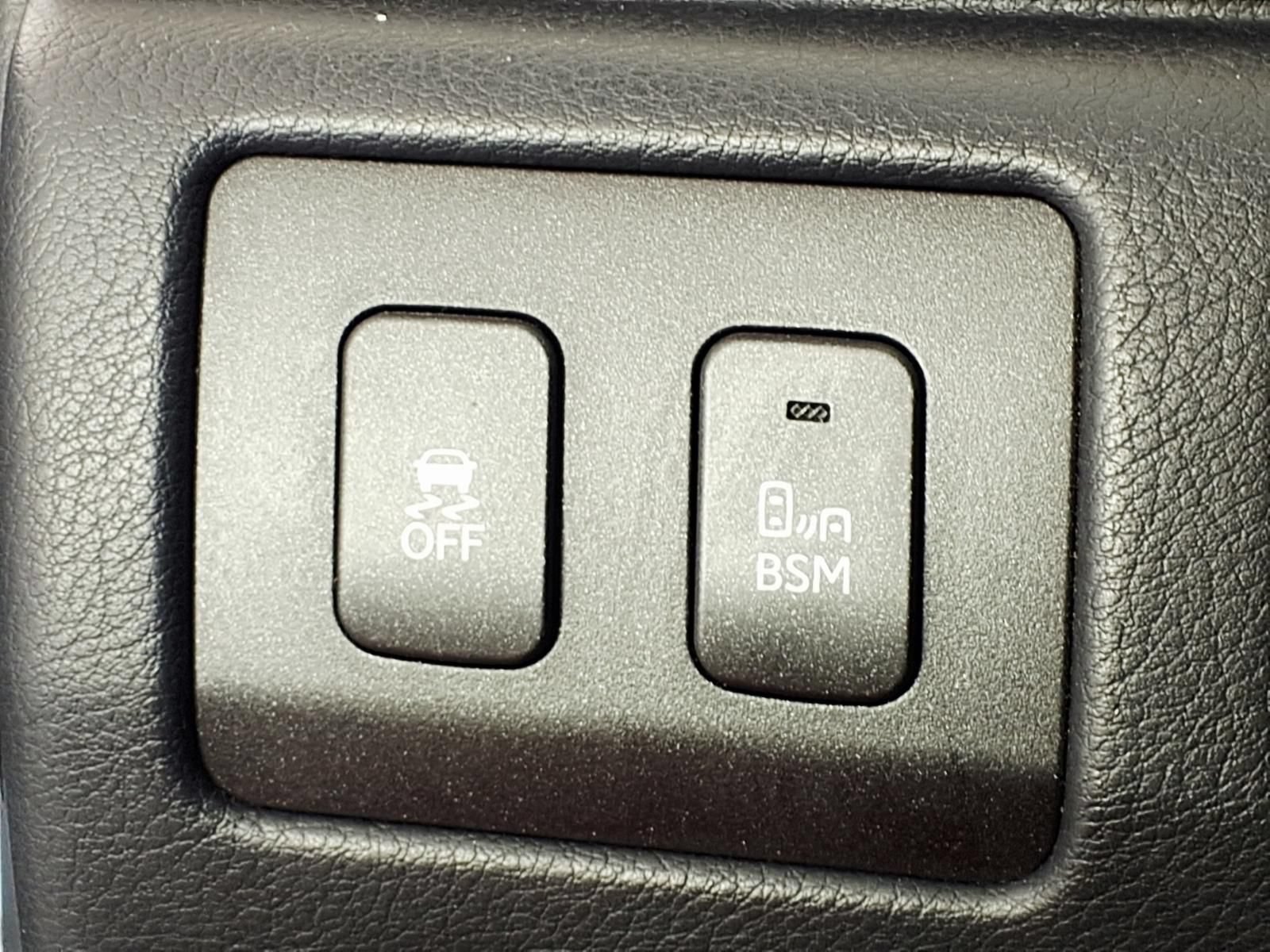 Used 2015 Lexus GS 350 w/ F Sport Package RWD image 16