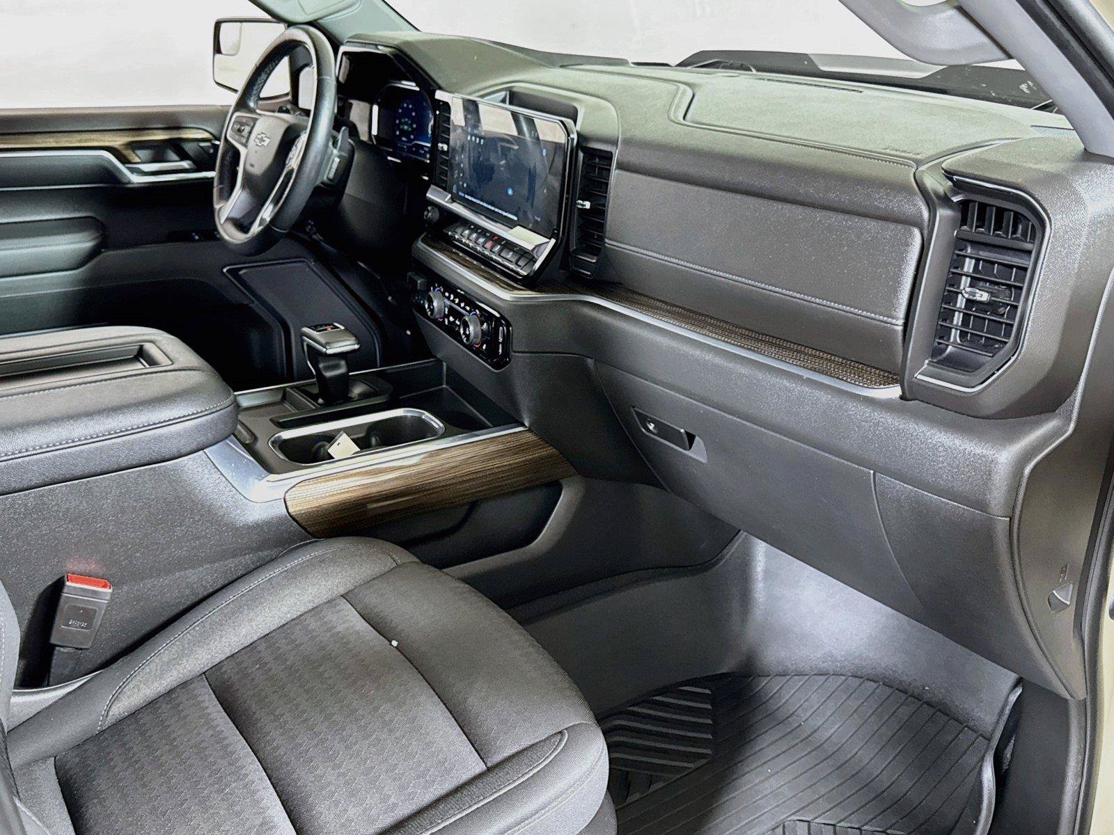 Used 2022 Chevrolet Silverado 1500 LT Trail Boss w/ Protection Package AWD/4WD image 27