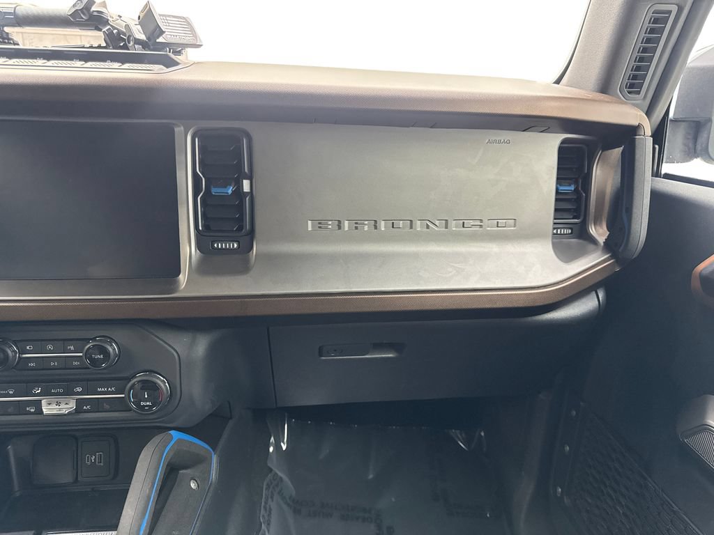 Used 2022 Ford Bronco Outer Banks w/ Sasquatch Package AWD/4WD image 52