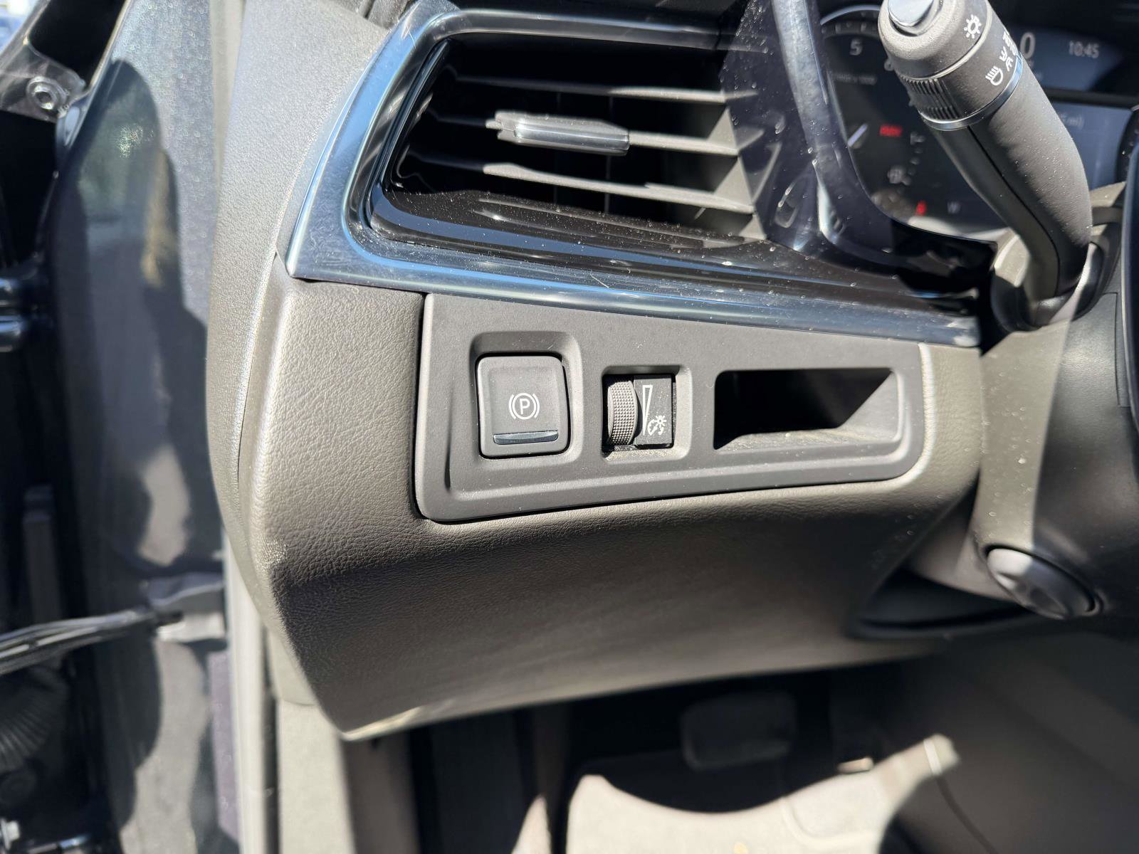 Used 2020 Cadillac XT6 Premium Luxury FWD image 23