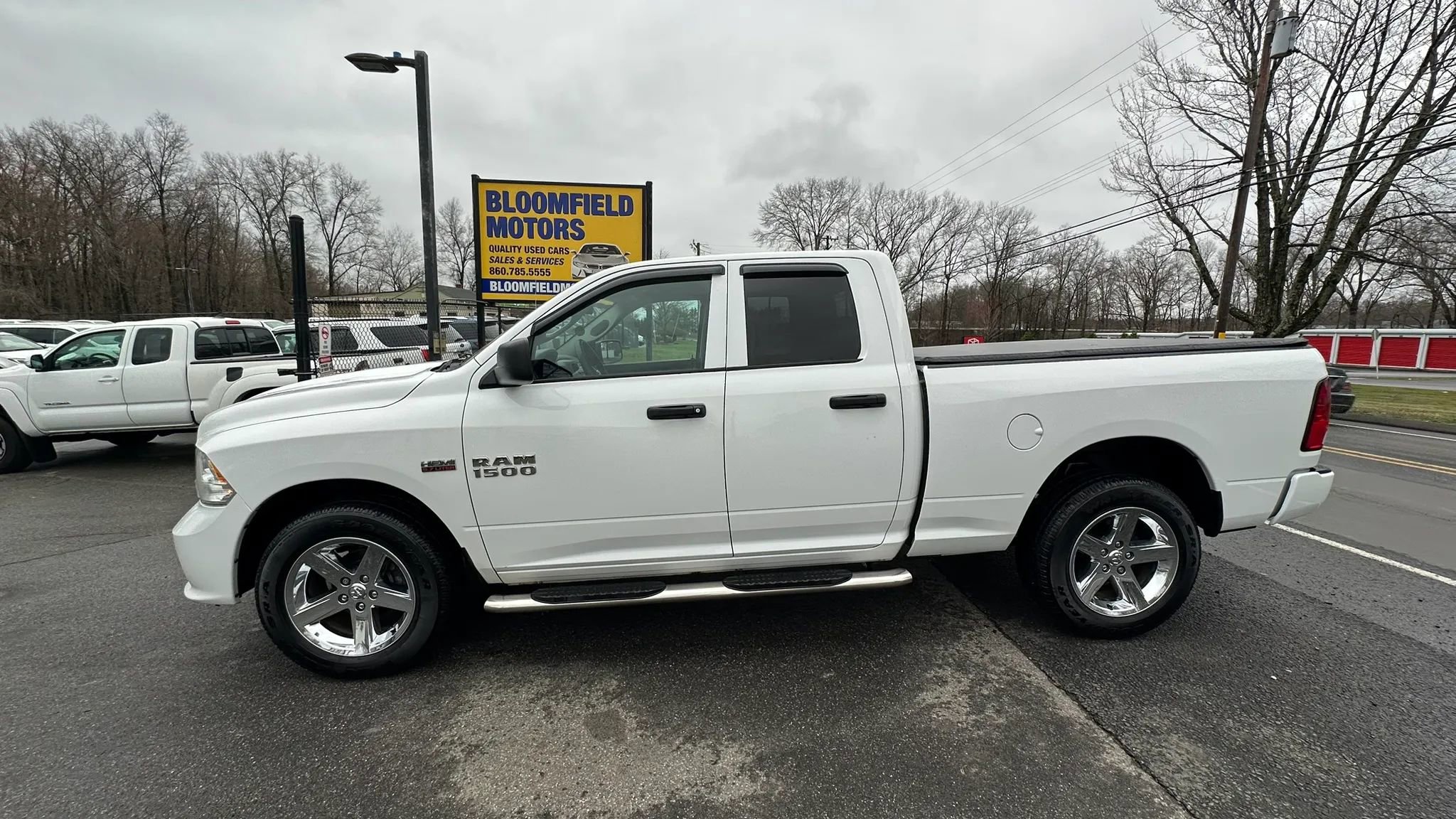 Used 2017 RAM 1500 Express image 8