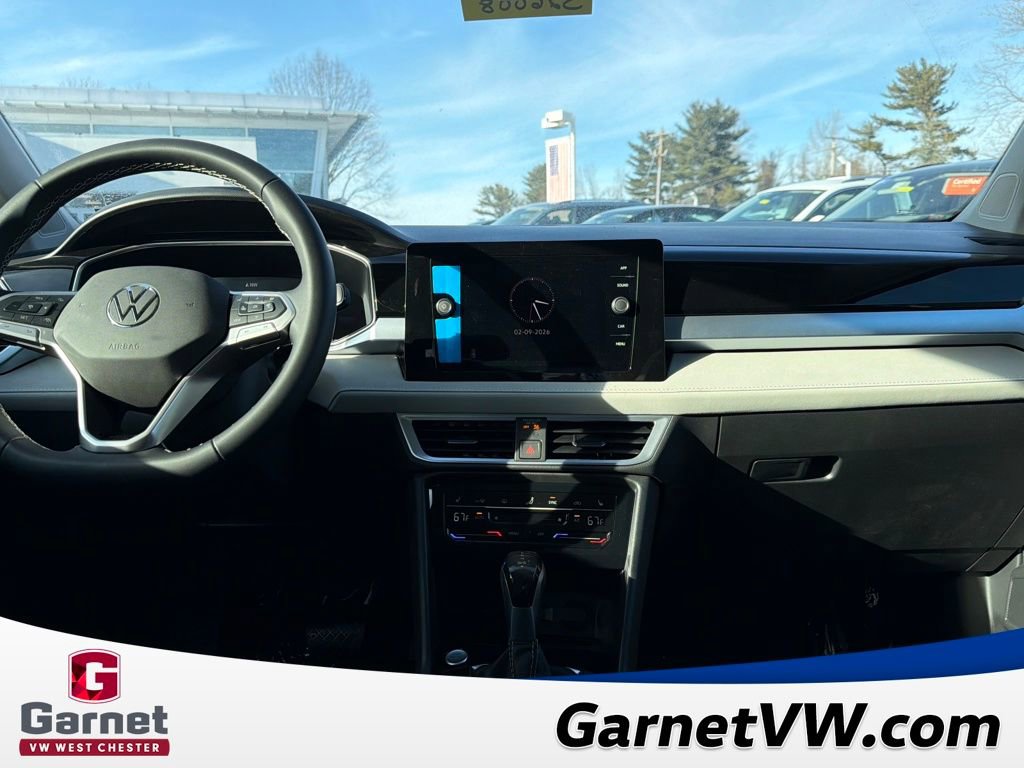 New 2026 Volkswagen Taos SE image 12