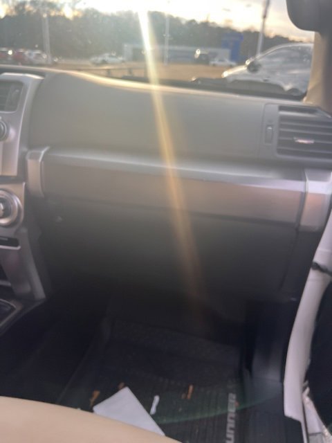 Used 2016 Toyota 4Runner SR5 image 10