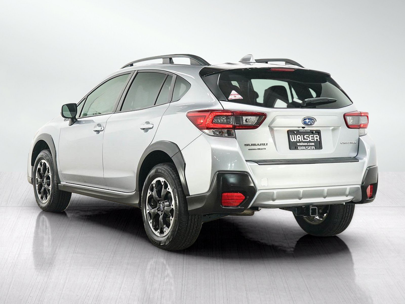 Used 2021 Subaru Crosstrek 2.0i Premium w/ Moonroof Package AWD/4WD image 3