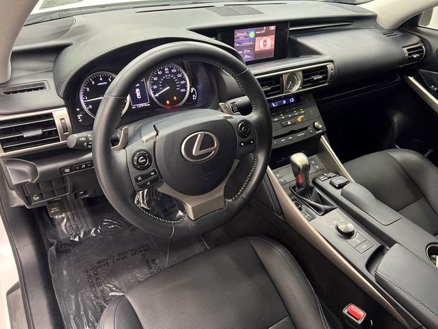 Used 2015 Lexus IS 250 w/ Navigation System Package RWD image 16