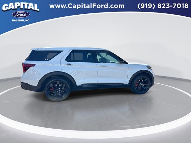 Certified 2021 Ford Explorer ST w/ ST Street Pack image 8