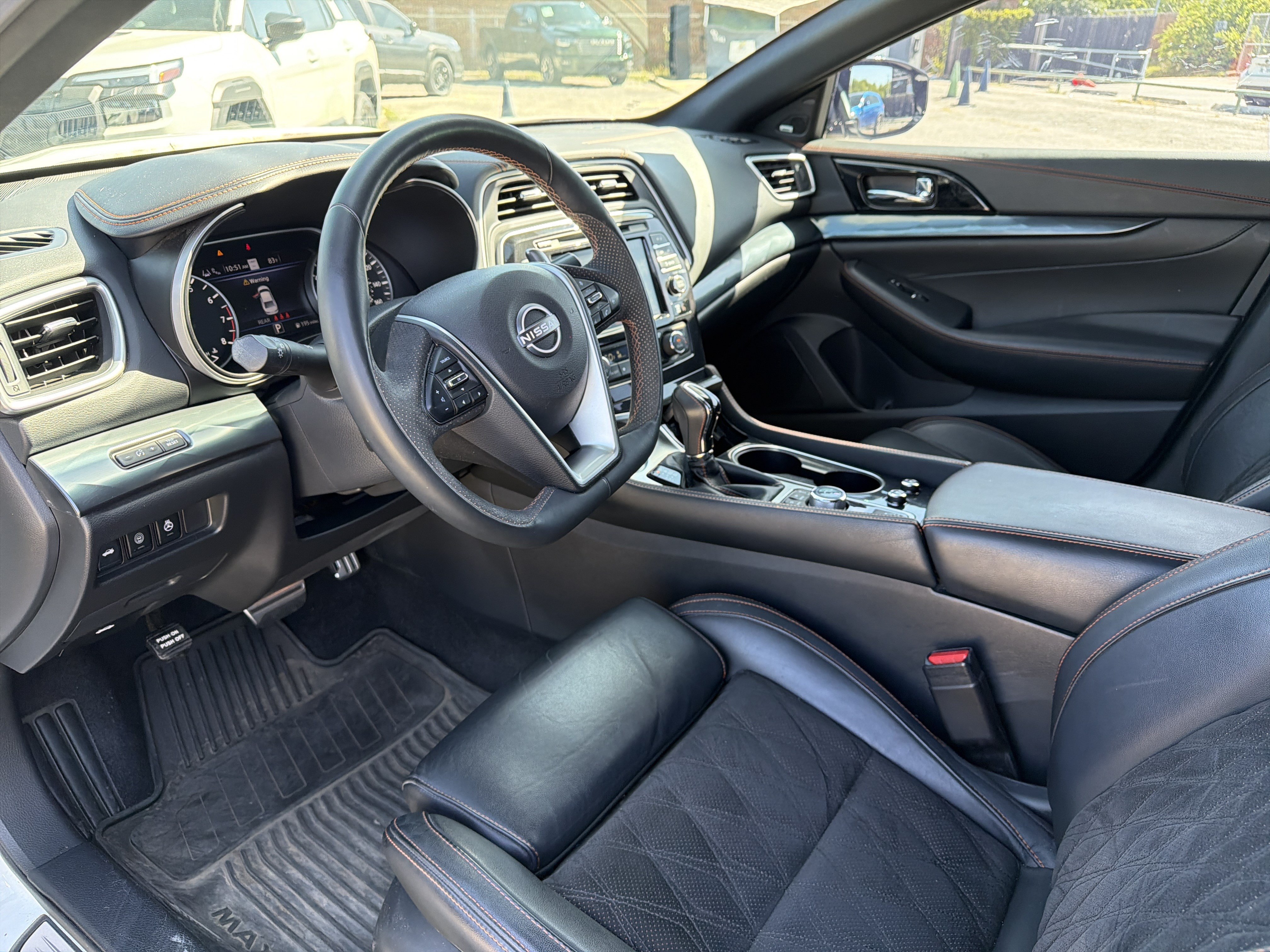 Used 2023 Nissan Maxima SR w/ Sport Mat Group FWD image 21