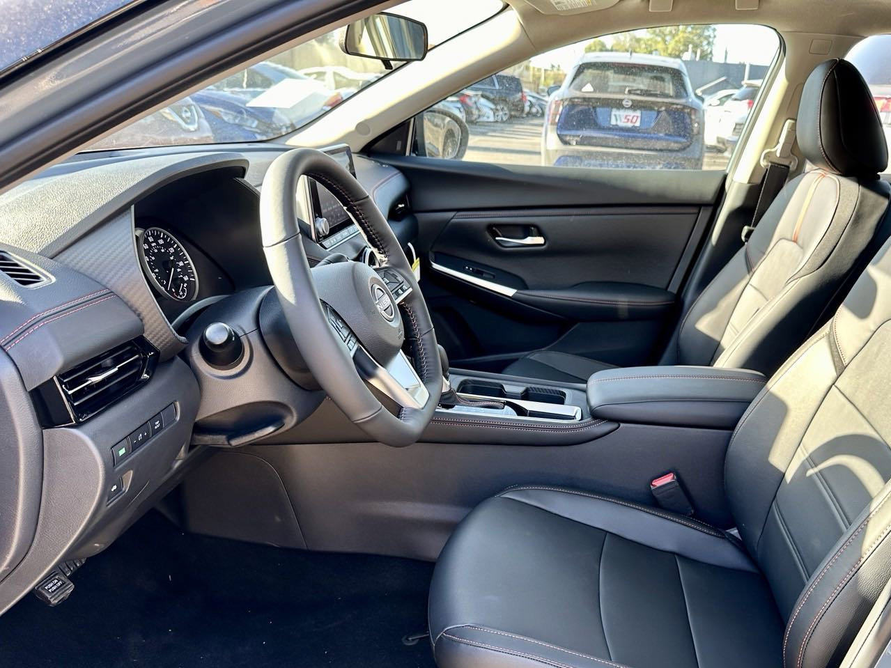 New 2025 Nissan Sentra SR w/ SR Premium Package FWD image 25