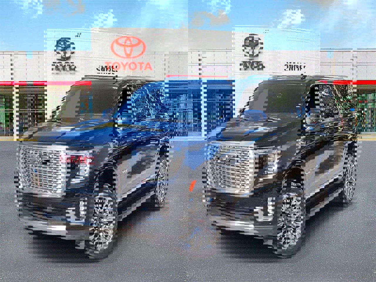 Used 2024 GMC Yukon XL Denali