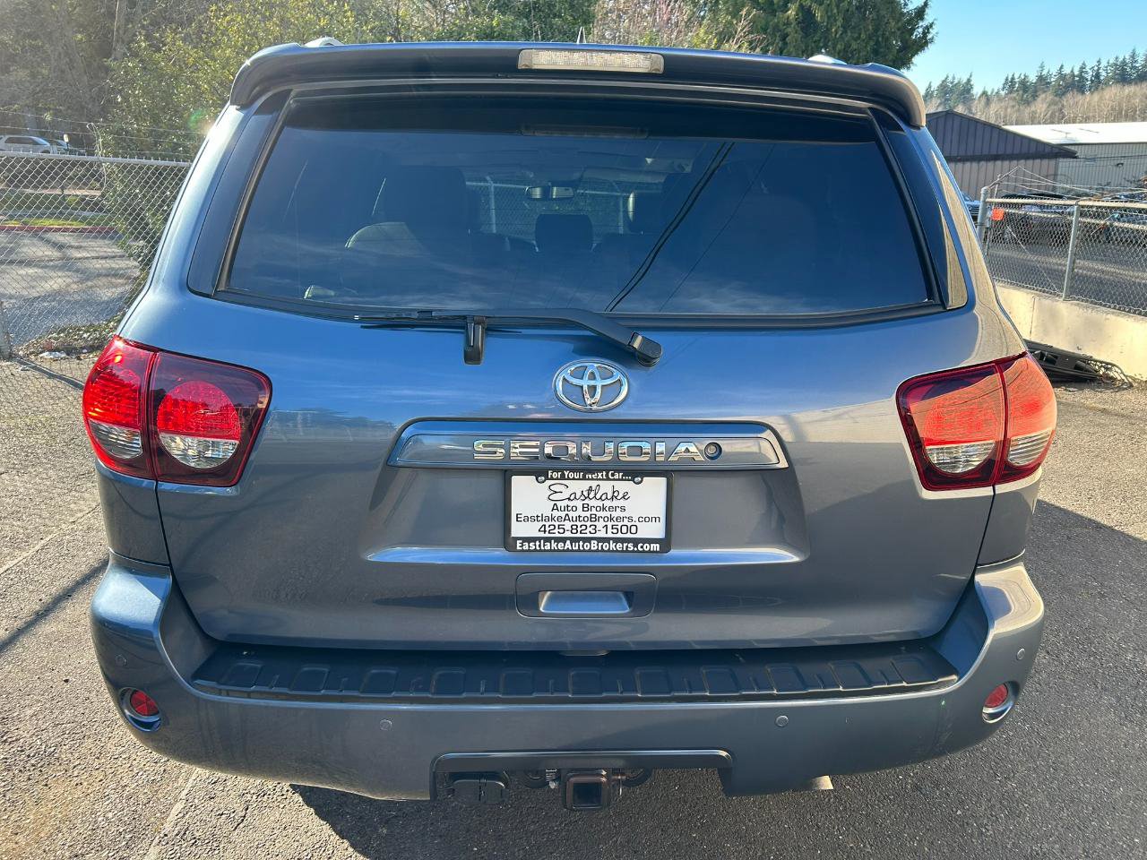 Used 2018 Toyota Sequoia SR5 w/ Premium Package AWD/4WD image 6