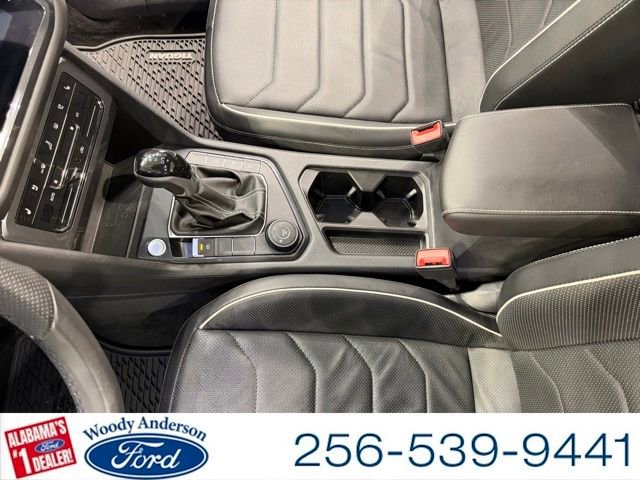 Used 2024 Volkswagen Tiguan SEL R-Line image 19