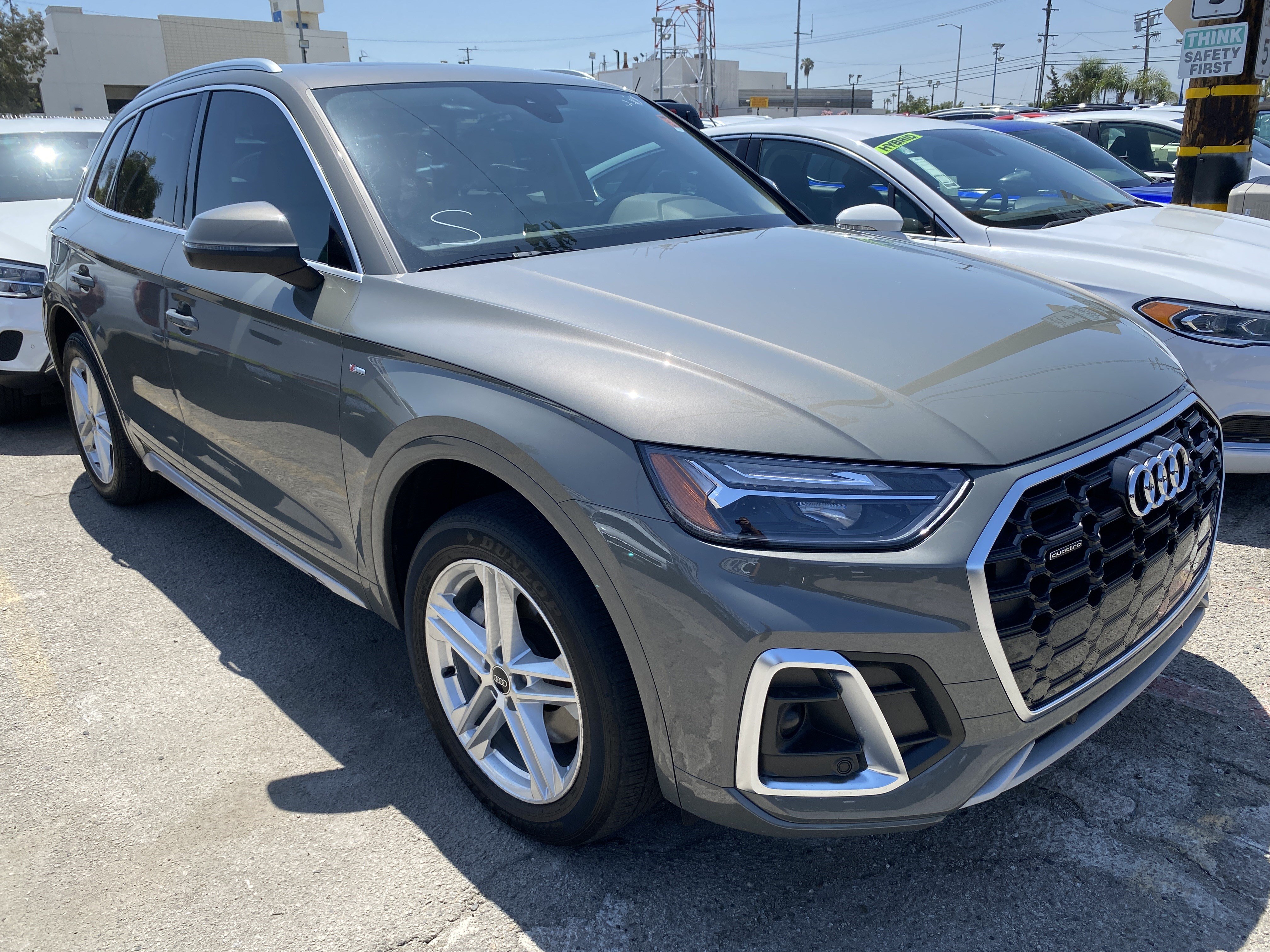 Used 2023 Audi Q5 e Premium w/ Convenience Package AWD/4WD image 9