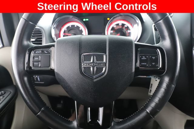 Used 2019 Dodge Grand Caravan SXT FWD image 21