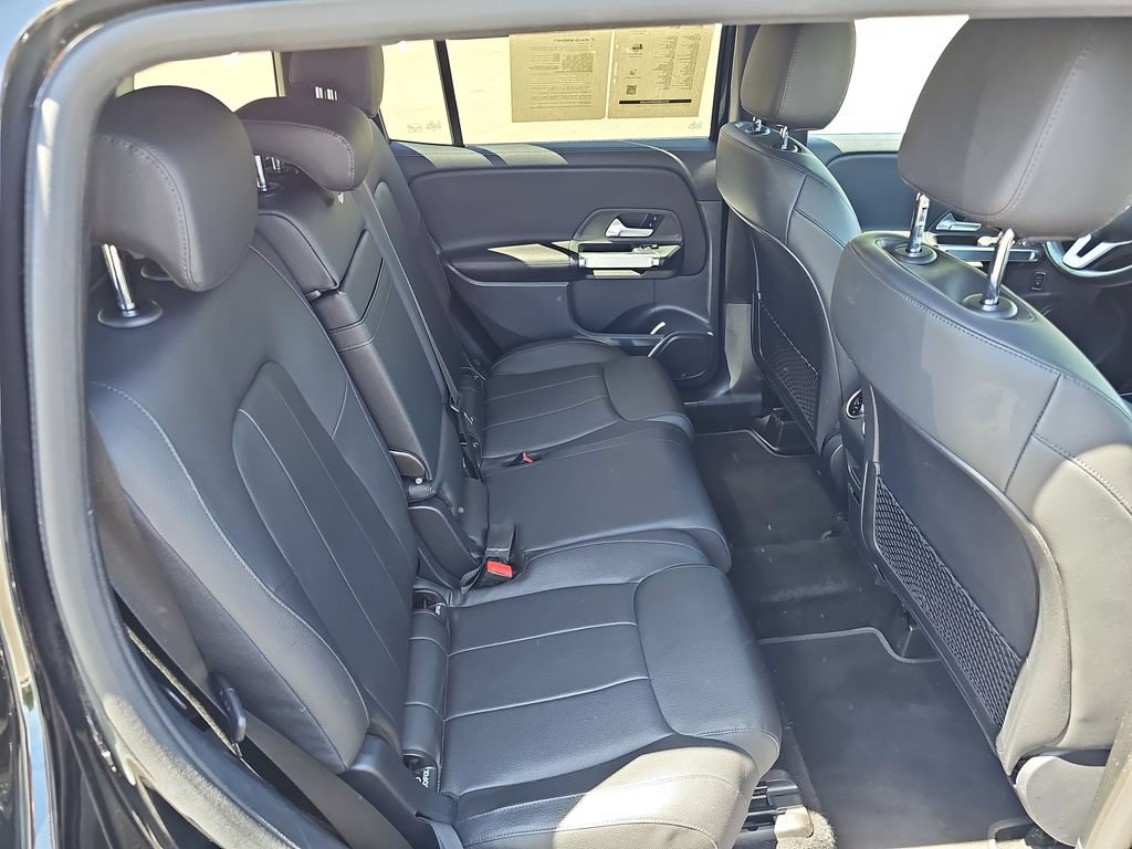 Used 2023 Mercedes-Benz GLB 250 4MATIC image 27