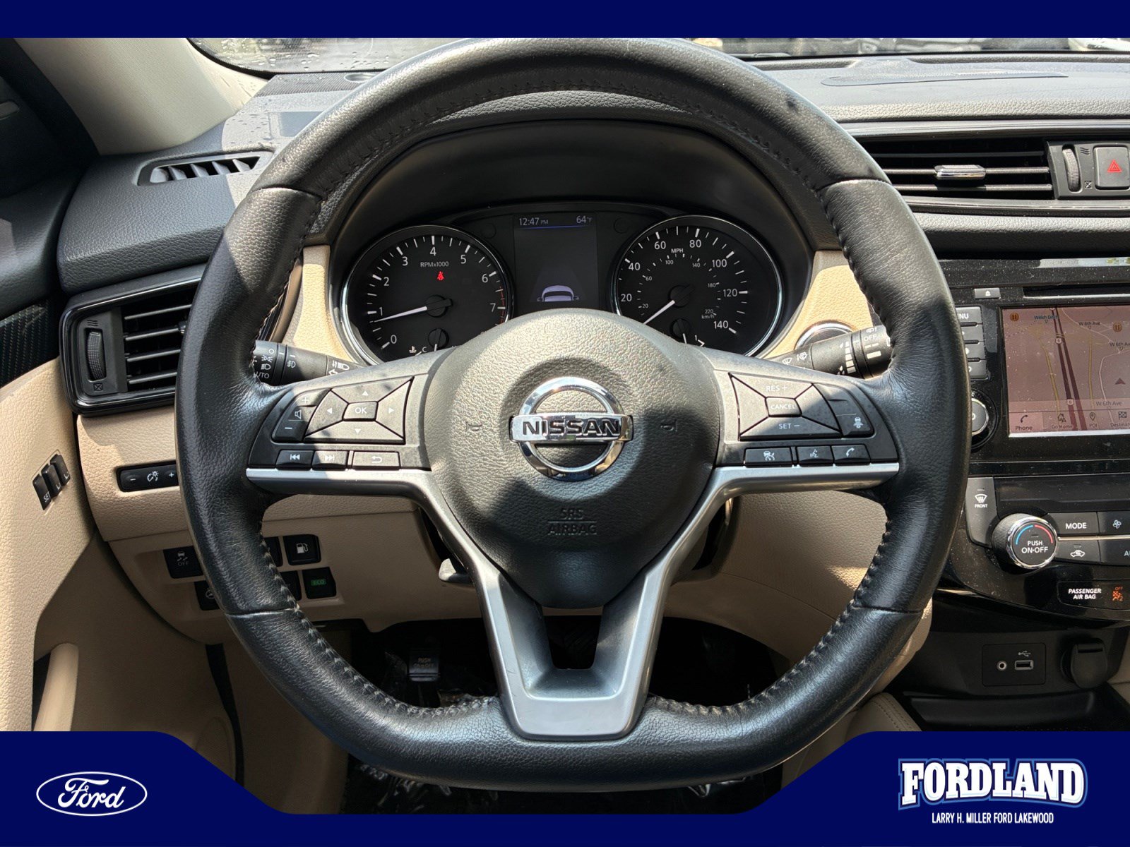 Used 2018 Nissan Rogue SL w/ Premium Package FWD image 9