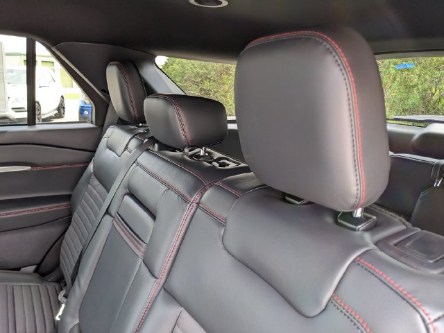 New 2026 Ford Explorer ST-Line w/ Premium Package RWD image 19