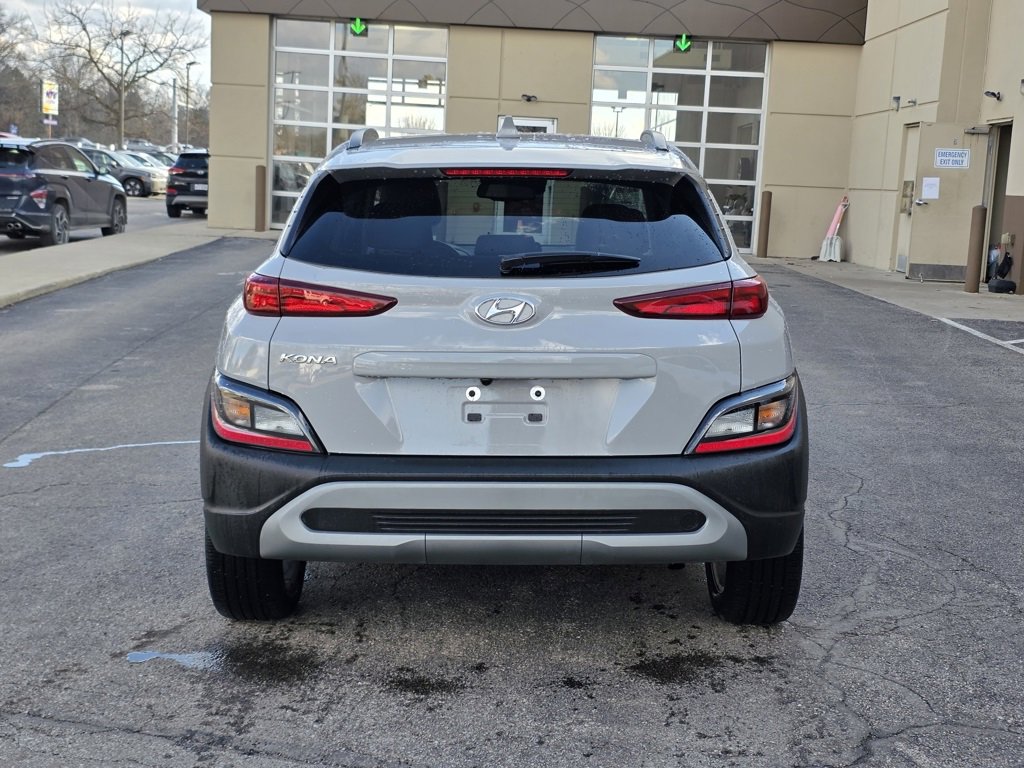 Used 2023 Hyundai Kona SEL w/ Convenience Package image 4
