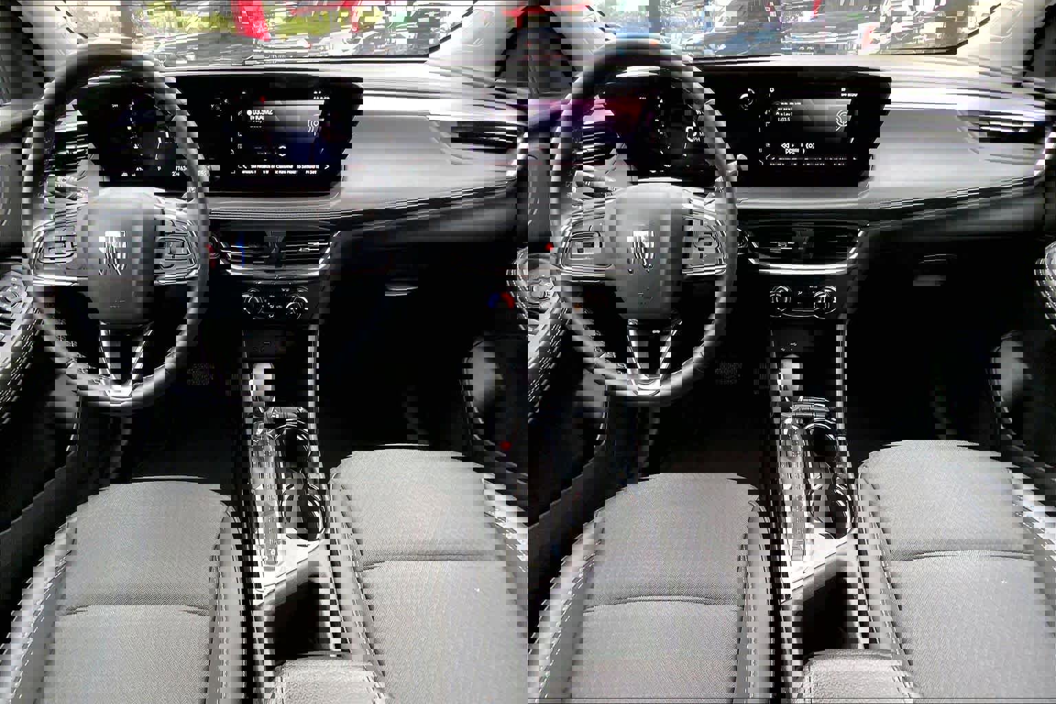 Used 2025 Buick Encore GX Preferred AWD/4WD image 16