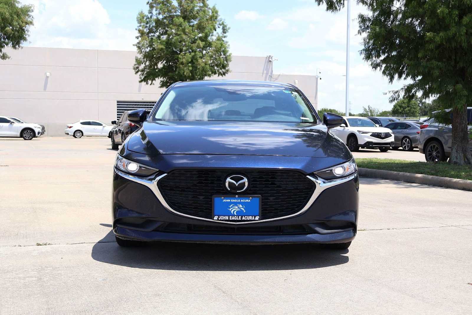 Used 2019 MAZDA MAZDA3 Sedan FWD image 6