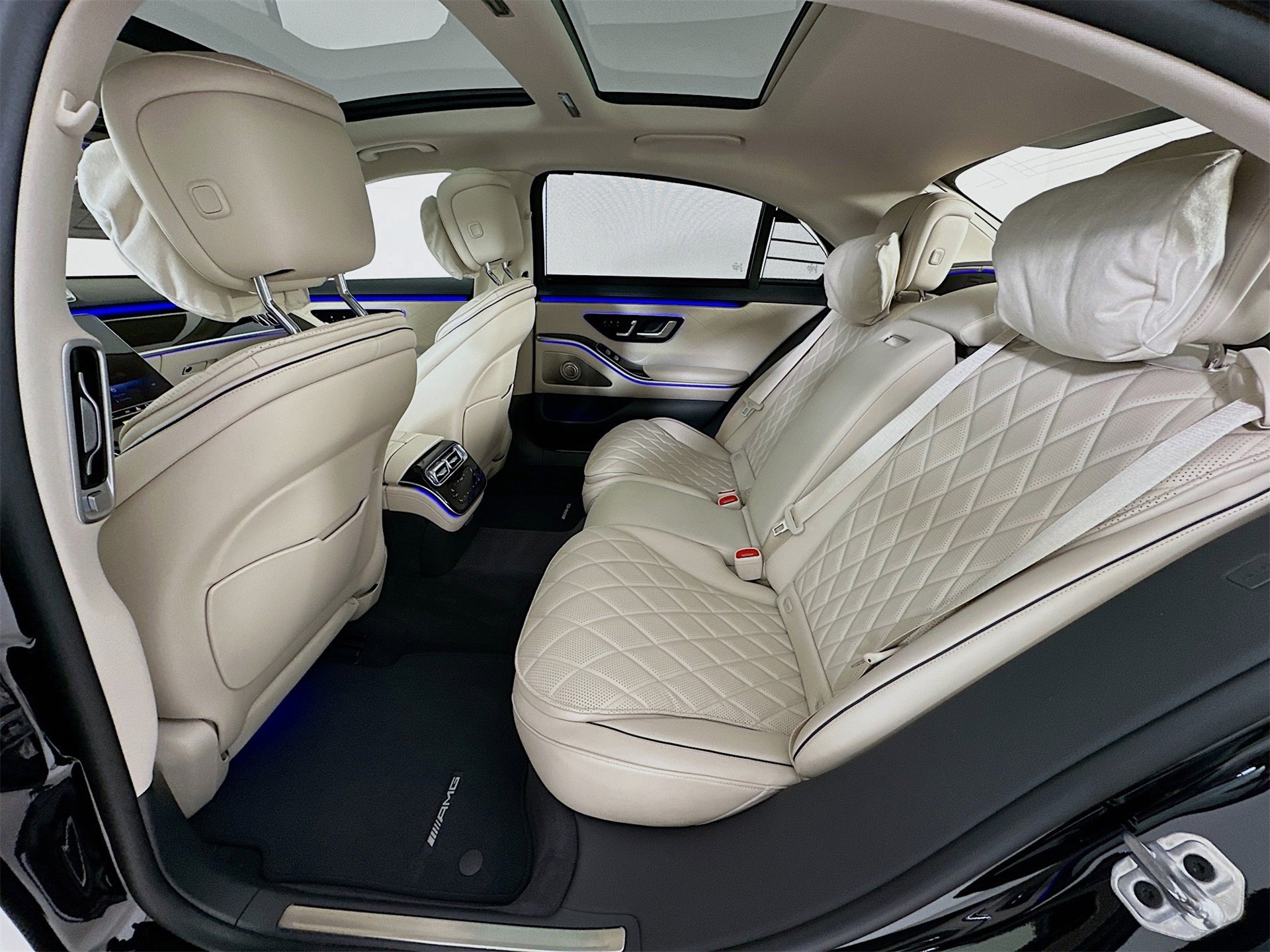 New 2026 Mercedes-Benz S 580 4MATIC Sedan image 27