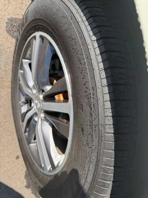 Used 2020 INFINITI QX60 Luxe w/ Essential Package FWD image 4