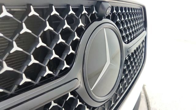 Used 2024 Mercedes-Benz E 450 4MATIC Sedan w/ Airmatic Package image 16