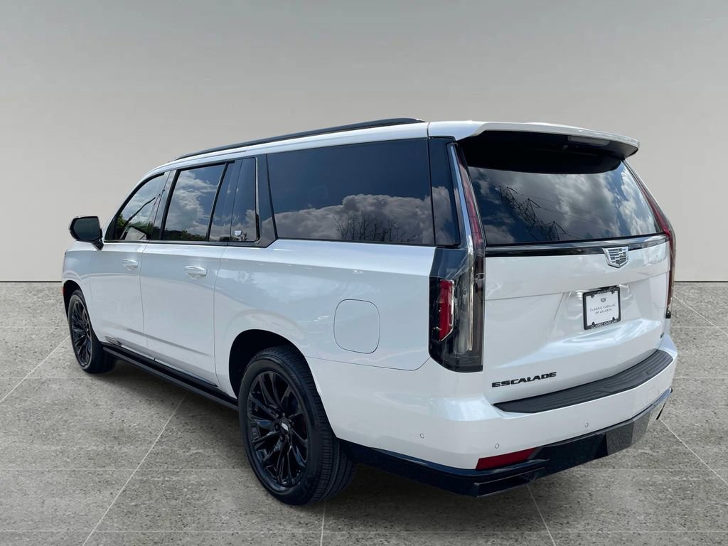 Used 2024 Cadillac Escalade ESV Sport Platinum w/ LPO, ONYX Package image 3