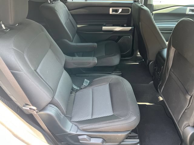 Certified 2023 Ford Explorer XLT RWD image 21